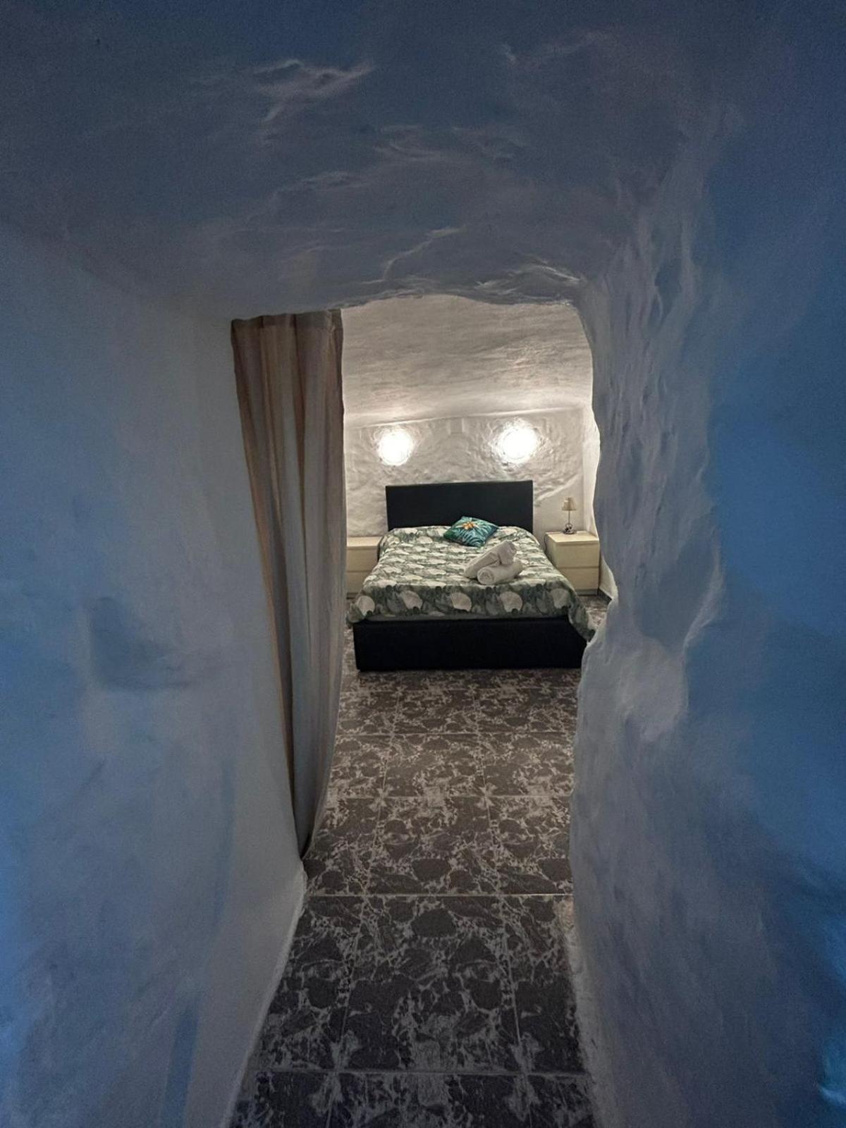 The Crystal Cave Villa Zujar Exterior photo